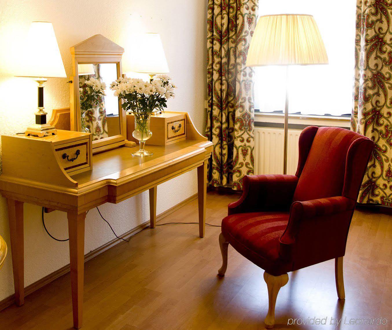 Hotel Koelner Hof Refrath Bergisch Gladbach Eksteriør billede